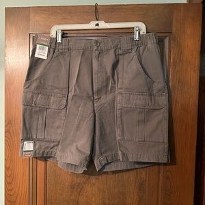 NWT Savane Unplugged Men’s Olive Hiking Shorts 38W
